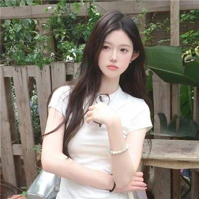 海边的白房子